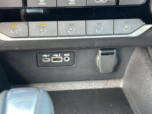Used 2025 Nissan Altima 2.5 SV FWD image 22