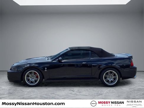 Used 2003 Ford Mustang Cobra RWD image 5