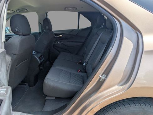 Used 2019 Chevrolet Equinox LT FWD image 29