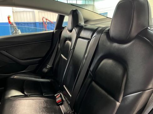 Used 2023 Tesla Model 3 Standard Range RWD image 18