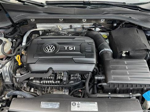 Used 2016 Volkswagen GTI S FWD image 9
