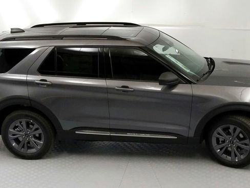 New 2025 Ford Explorer Active w/ Active Comfort Package image 14