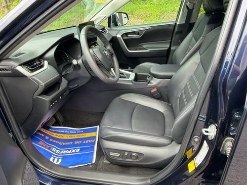Used 2023 Toyota RAV4 XLE Premium AWD/4WD image 13