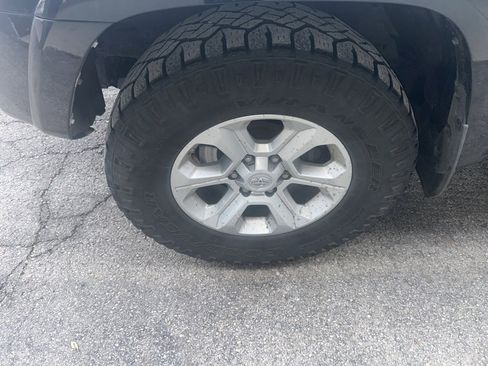 Used 2019 Toyota 4Runner SR5 image 13