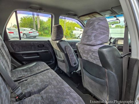 Used 2003 Honda CR-V LX image 24