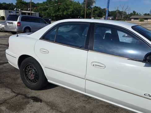 Used 1999 Buick Century Custom FWD image 6