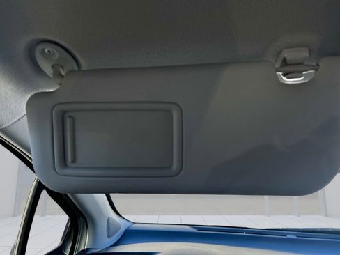 Used 2012 Toyota Yaris LE image 28