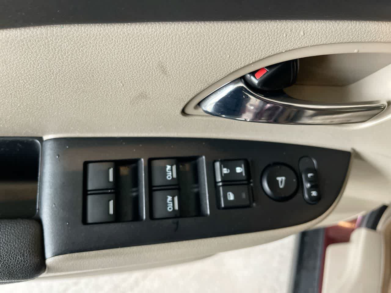 Used 2014 Honda Odyssey EX-L image 13