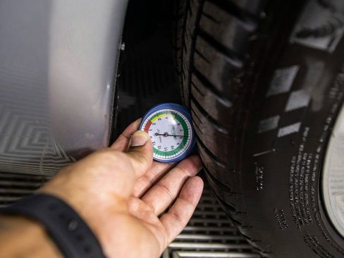 Used 1999 Chevrolet Corvette Base w/ Performance Handling Pkg image 33