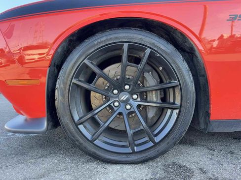 Used 2018 Dodge Challenger T/A image 9