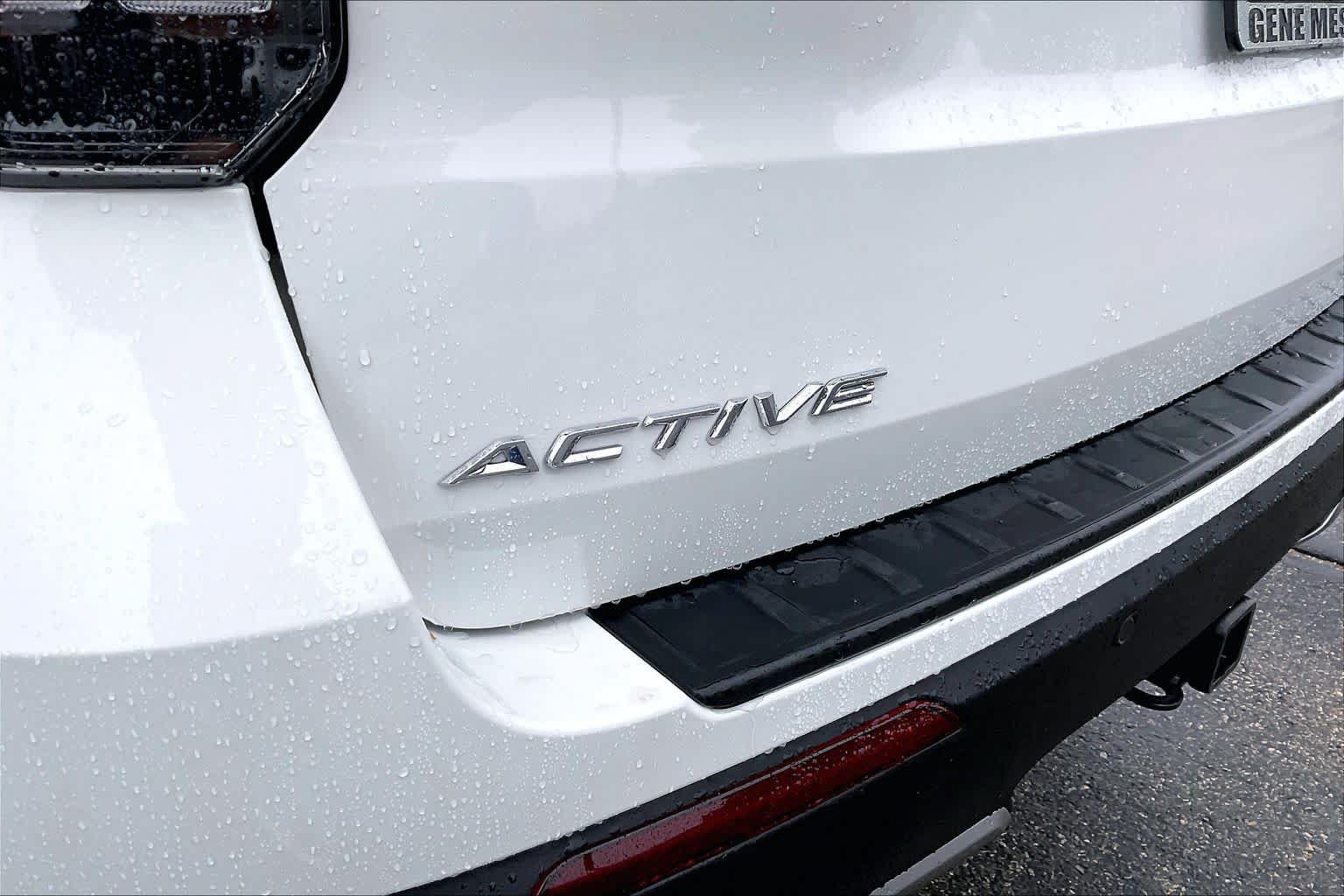 Used 2025 Ford Explorer Active w/ Active Comfort Package AWD/4WD image 30