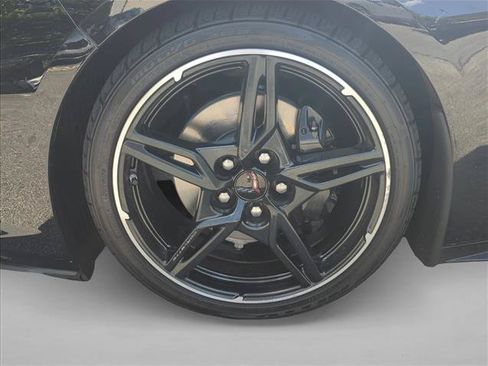 Used 2024 Chevrolet Corvette Stingray Coupe w/ 1LT RWD image 11