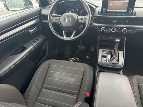 Used 2024 Honda CR-V Sport image 11