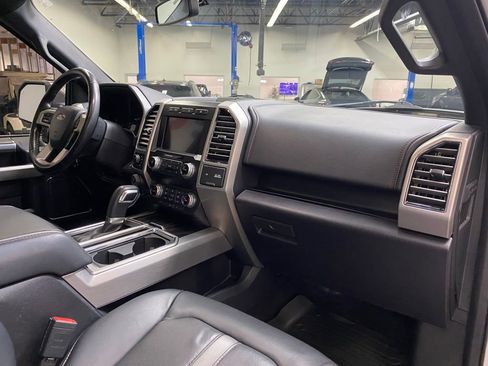 Used 2020 Ford F150 Platinum w/ Equipment Group 701A Luxury image 17