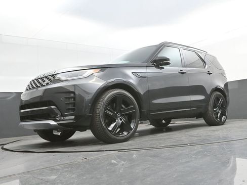 New 2026 Land Rover Discovery Limited Edition AWD/4WD image 40