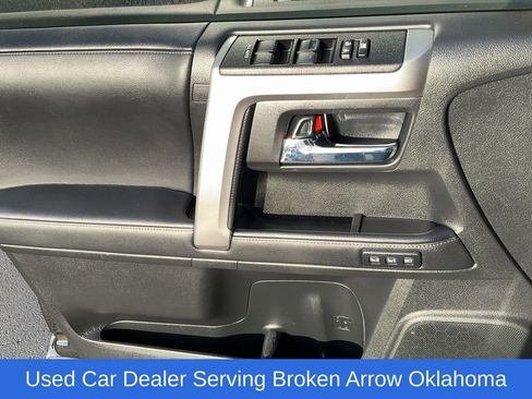 Used 2023 Toyota 4Runner Limited image 4