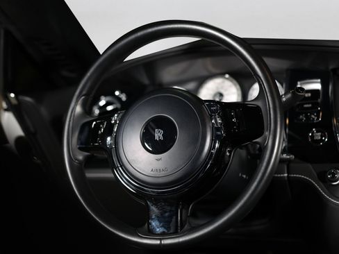 Used 2019 Rolls-Royce Wraith RWD image 50