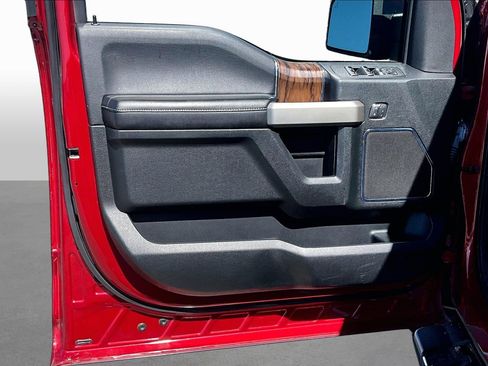 Used 2018 Ford F150 Lariat w/ Equipment Group 502A Luxury image 17