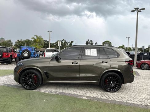 Used 2024 BMW X5 xDrive40i w/ M Sport Package AWD/4WD image 3