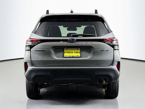 New 2026 Subaru Forester Premium AWD/4WD image 6