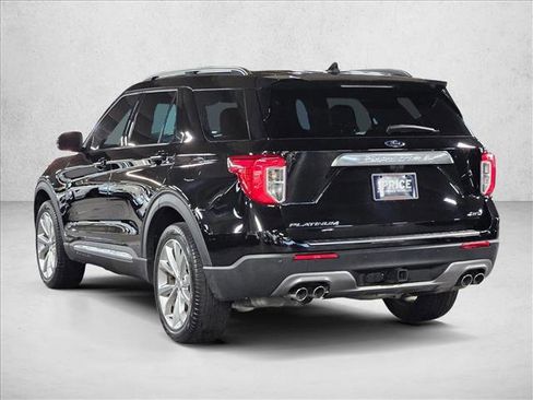 Used 2023 Ford Explorer Platinum w/ Technology Package image 7