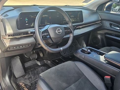 Used 2023 Nissan Ariya FWD image 10