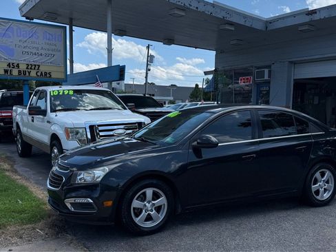 Used 2016 Chevrolet Cruze LT FWD image 1