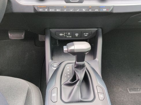 Used 2025 Kia K4 FWD image 24