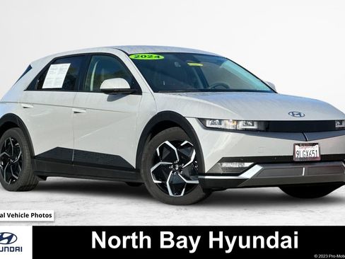 Used 2024 Hyundai Ioniq 5 SEL image 1