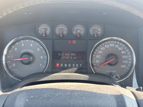 Used 2010 Ford F150 XLT RWD image 8