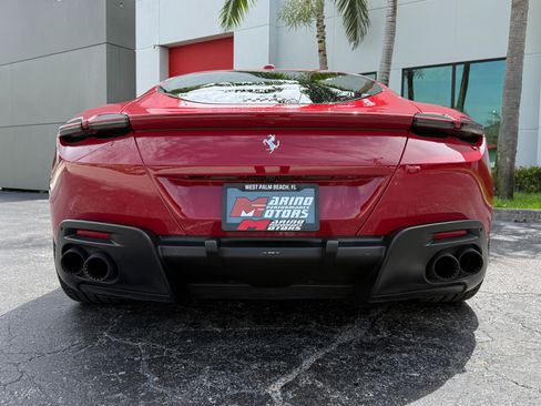 Used 2021 Ferrari Roma RWD image 19
