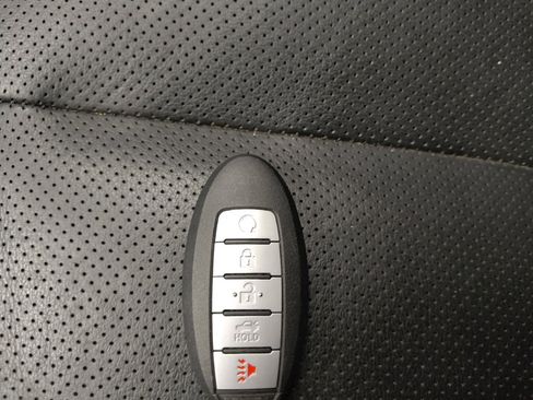Used 2018 Nissan Murano SL w/ Moonroof Package AWD/4WD image 32