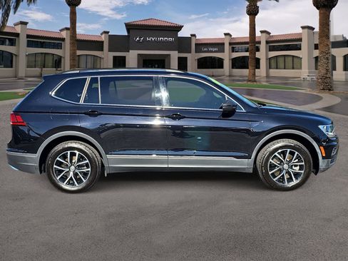 Used 2021 Volkswagen Tiguan SE image 9