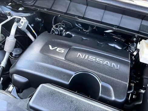 Used 2022 Nissan Pathfinder SV FWD image 29
