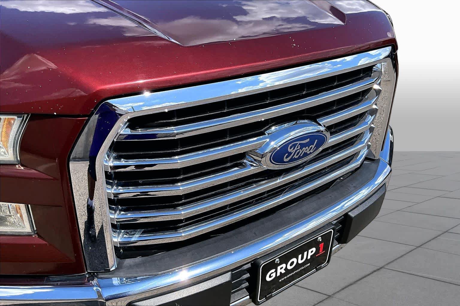 Used 2015 Ford F150 XLT w/ Equipment Group 302A Luxury RWD image 30