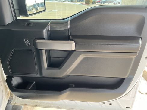 Used 2020 Ford F150 XLT w/ Equipment Group 302A Luxury image 15