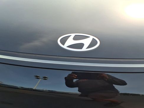 Certified 2026 Hyundai Kona SEL Sport AWD/4WD image 11