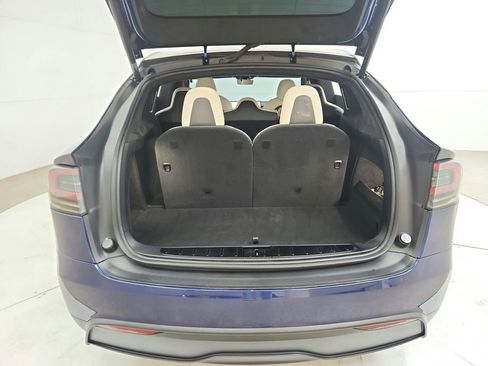 Used 2023 Tesla Model X image 41