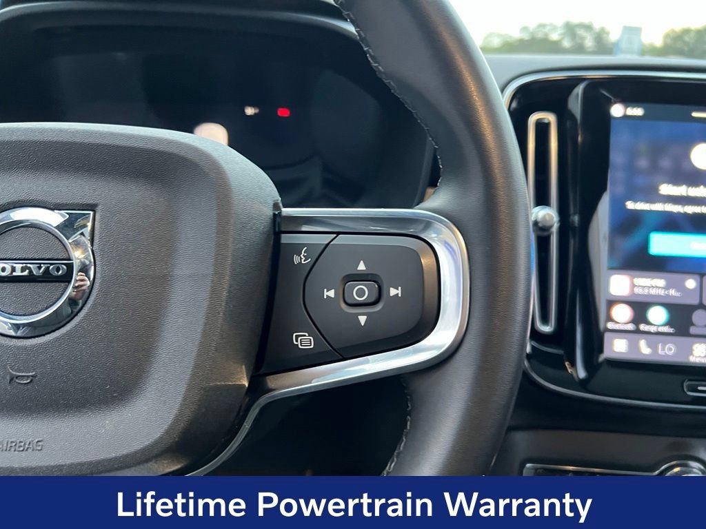 Certified 2023 Volvo C40 P8 Recharge Plus AWD/4WD image 18