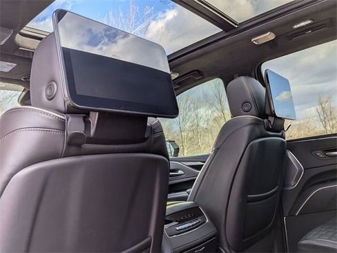 Certified 2023 Cadillac Escalade V image 24