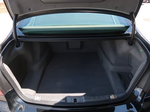 Used 2013 BMW 750Li RWD image 49