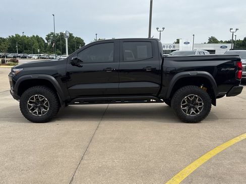 Used 2023 Chevrolet Colorado ZR2 w/ ZR2 Convenience Package III AWD/4WD image 11