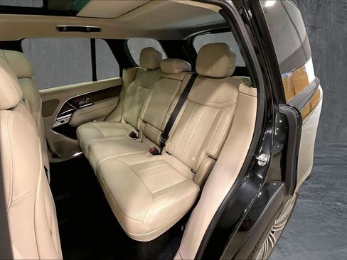 Certified 2024 Land Rover Range Rover SE AWD/4WD image 22