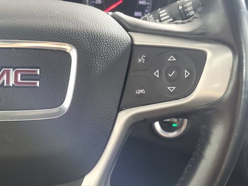 Used 2019 GMC Terrain SLT AWD/4WD image 16