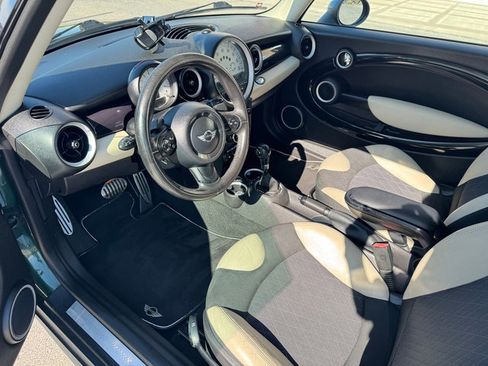 Used 2011 MINI Cooper Clubman S image 12
