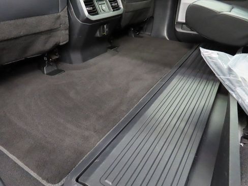 Used 2025 Ford F250 Platinum image 74