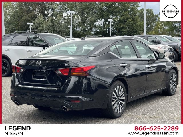 Certified 2023 Nissan Altima 2.5 SV w/ SV Premium Package FWD image 8