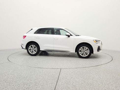 Used 2025 Audi Q3 2.0T Premium AWD/4WD image 4