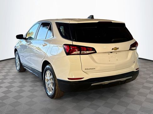 Used 2022 Chevrolet Equinox LT w/ Driver Convenience Package image 8