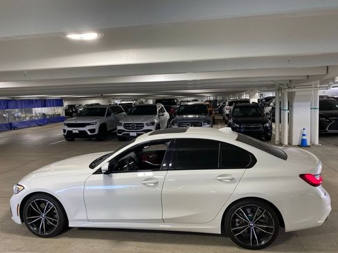 Used 2022 BMW 330i xDrive Sedan w/ M Sport Package AWD/4WD image 2